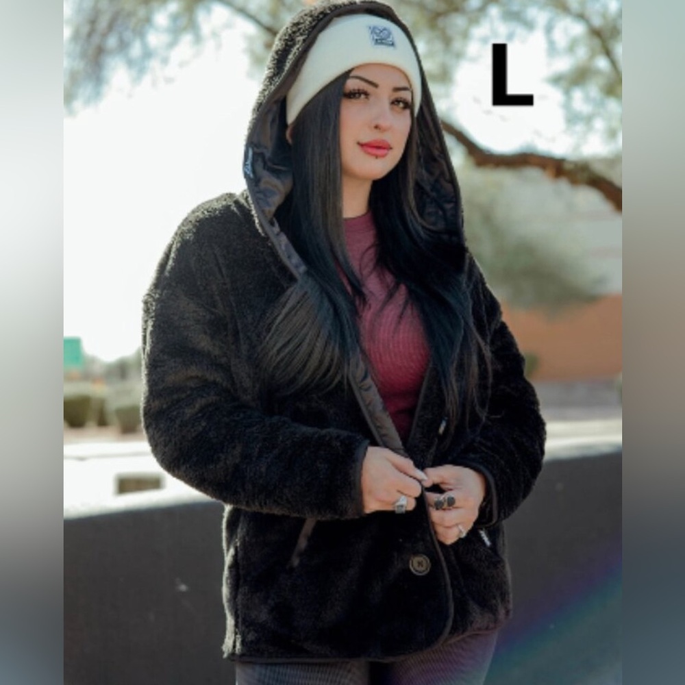 Dixxon Sherpa Cardigan. Black. Women's Large.